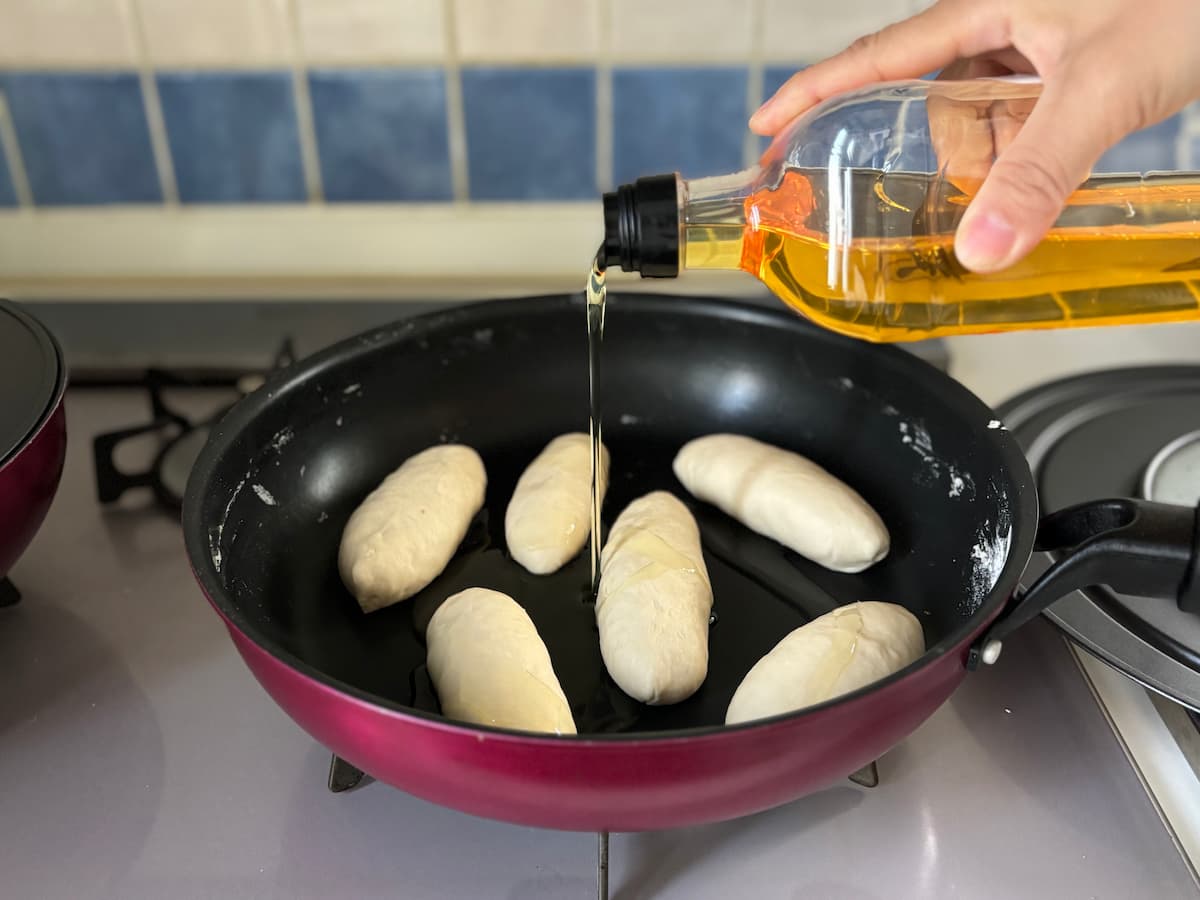 フライパン　簡単レシピ　パン作り　揚げパン　ワンパンレシピ　