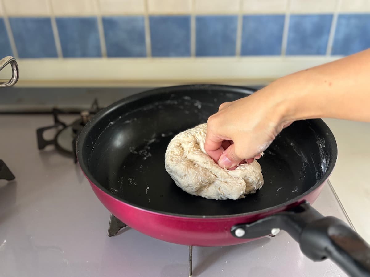 フライパン　簡単レシピ　パン作り　揚げパン　ワンパンレシピ　