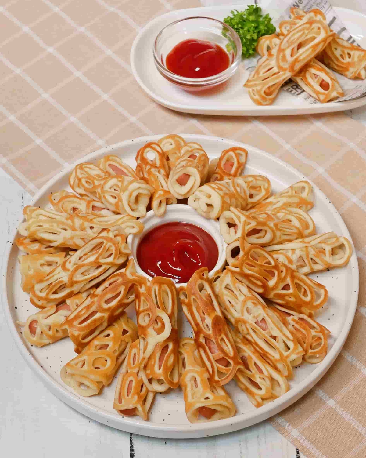 ランプ付きケース　から揚げ　コロッケ　揚げ物　焼きいも　肉まん　アメリカンドック 子どもが爆食べ！「揚げないミニアメリカンドッグ」の作り方