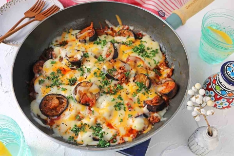 レンジで時短！とろ～りおいしい「なすのボロネーゼグラタン」【15分で完成】