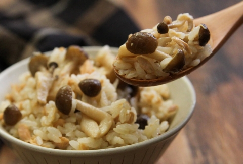 SNSで“いいね”1万超！Xで大人気の「しめじ」レシピ