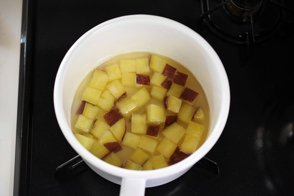 さつまいもの米粉蒸しパン