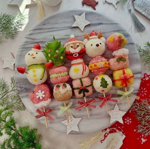 パーティーにも！かわいくて華やかな「クリスマスモチーフ料理」