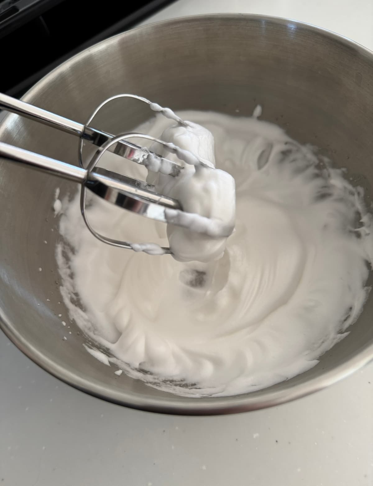 卵ひとつ分で作るロールケーキ