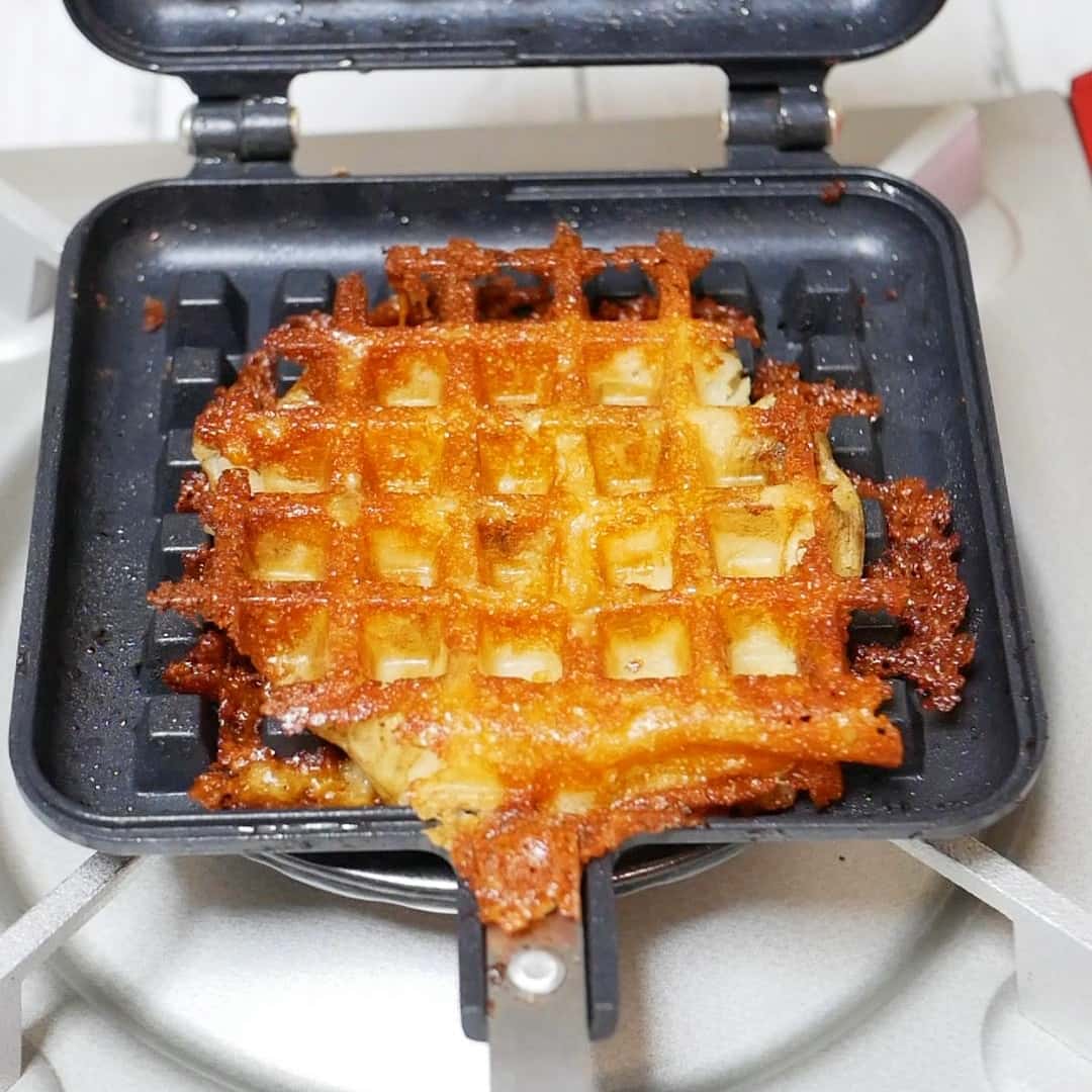 材料2つでも大満足！外カリ中ほく「じゃがいものチーズカリカリ」がおいしすぎる♪