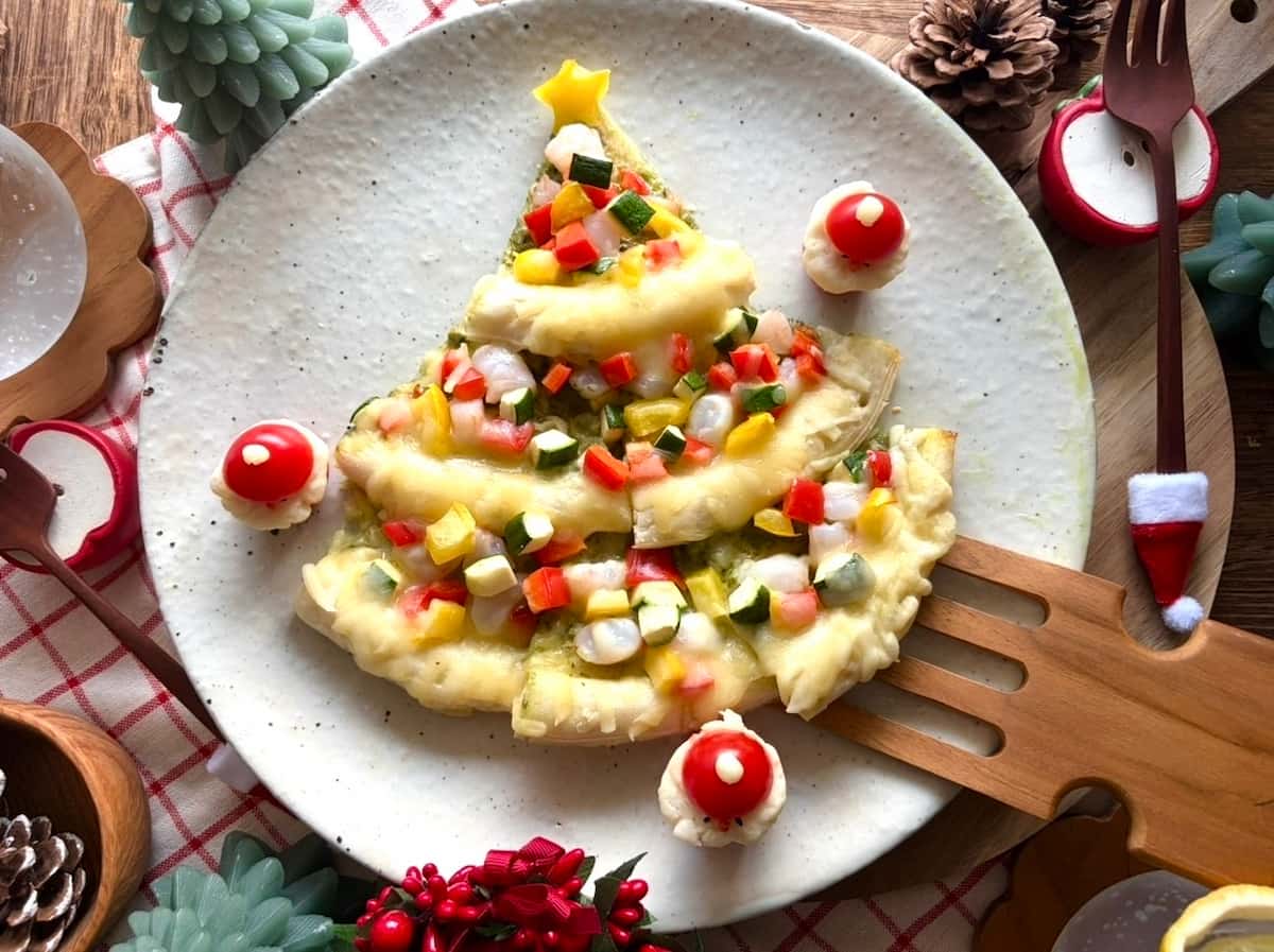 いつものピザがかわいく大変身！「ツリーピザ」の作り方