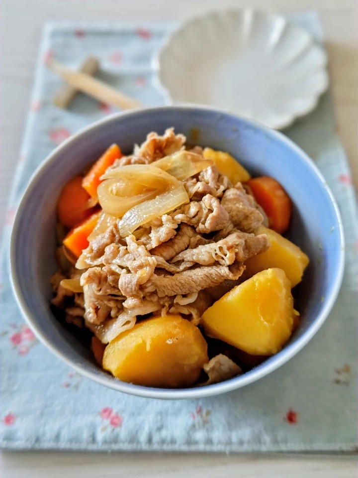 強火でおいしく！母直伝の「豚肉の肉じゃが」のほくほく感がたまらない♪