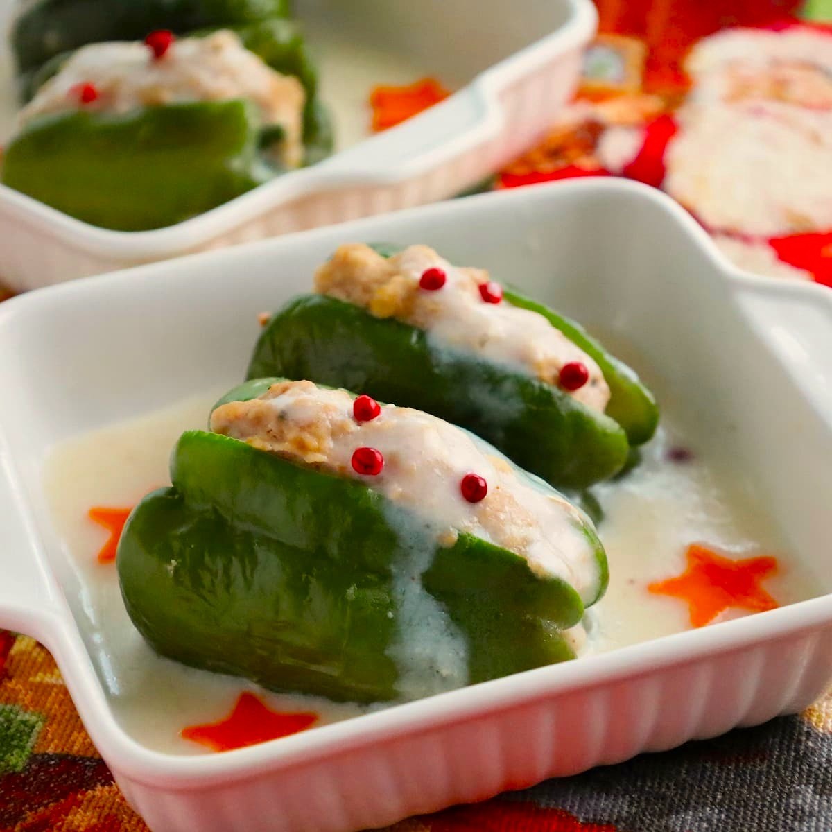 チーズがのび～る♪「肉詰めピーマンのクリーム煮」の簡単レシピ