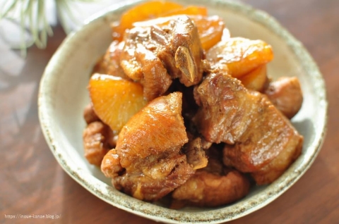 「ため息が出るほどおいしい！」人気料理研究家も感動した“絶品スペアリブ”