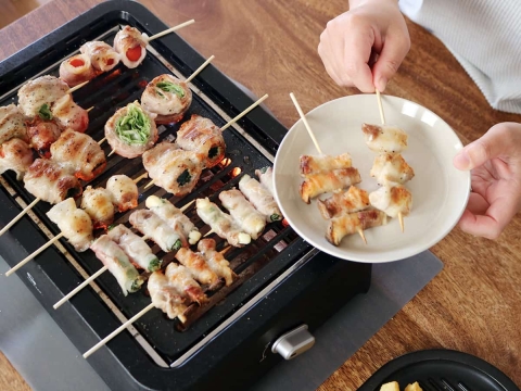 「超少煙グリル」で煙がほぼ出ない！ホームパーティーが盛り上がる肉巻き＆チーズフォンデュ