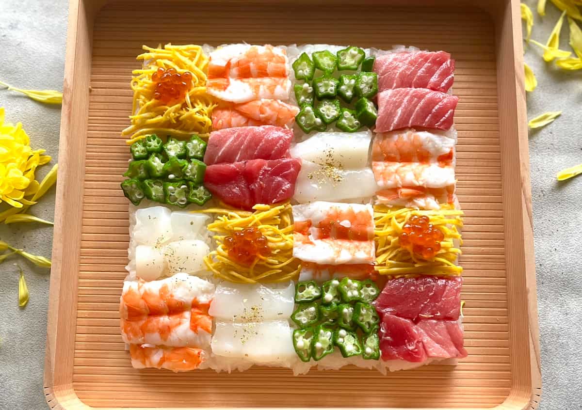 お正月にぴったり！華やか「モザイク押し寿司」の作り方