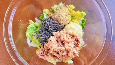 お鍋ではない！ご飯がすすむ「白菜」の簡単でウマい食べ方とは？