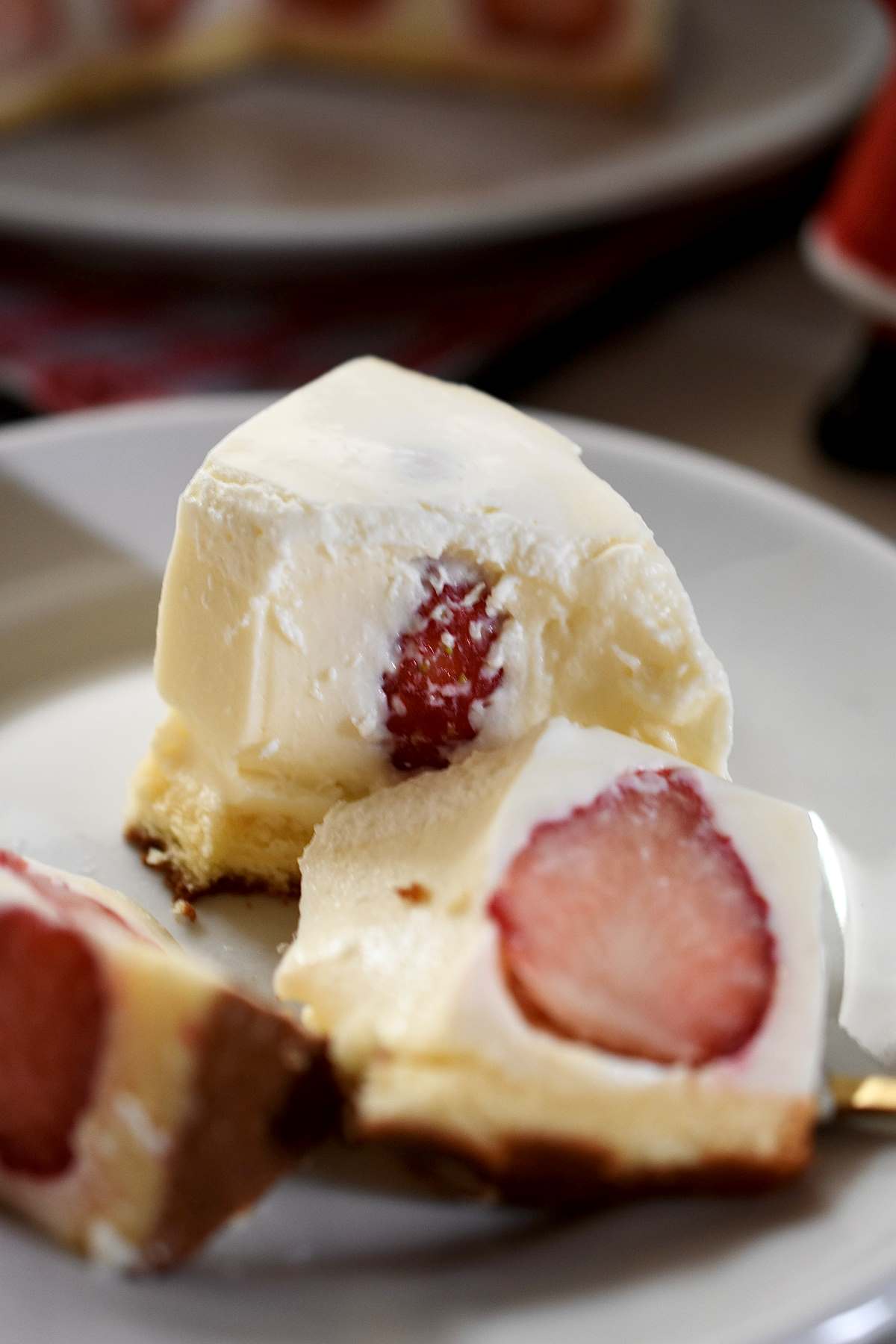 いちごのレアチーズケーキ