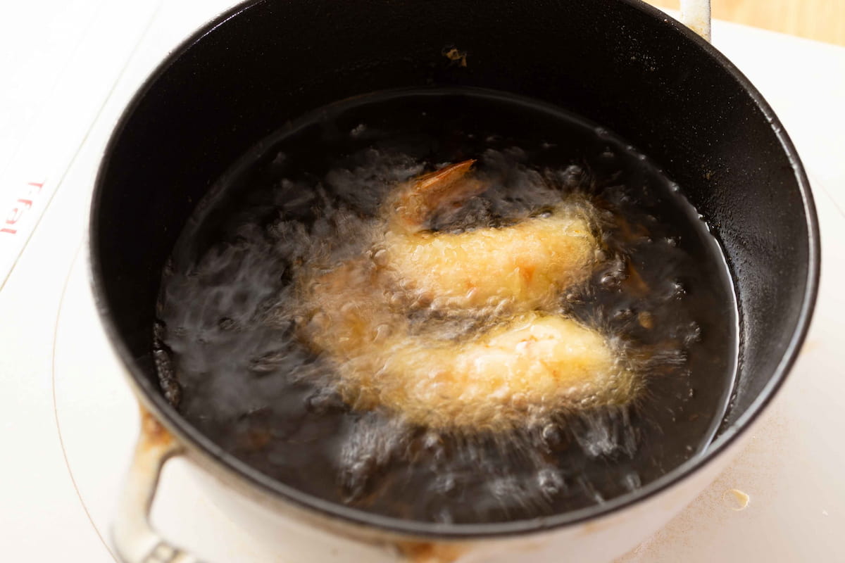 「海老天と揚げ餅の年越しそば」レシピ