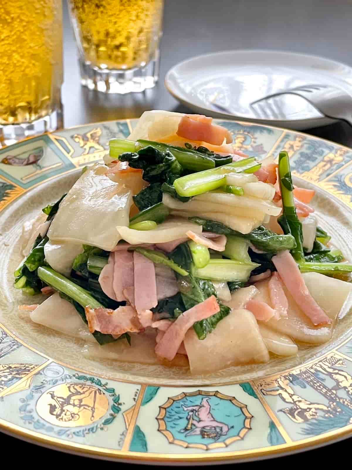 かぶとベーコンのドレッシング和え