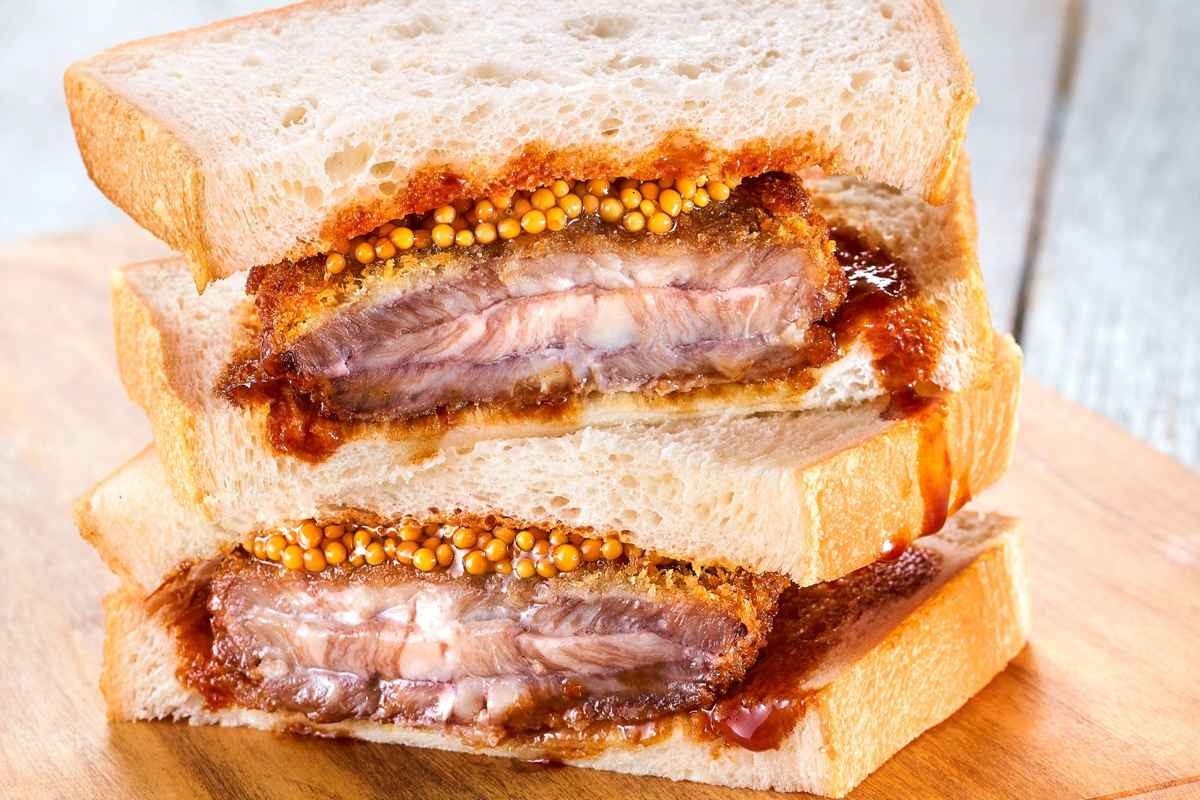 モッタイナイビーフのカツサンド