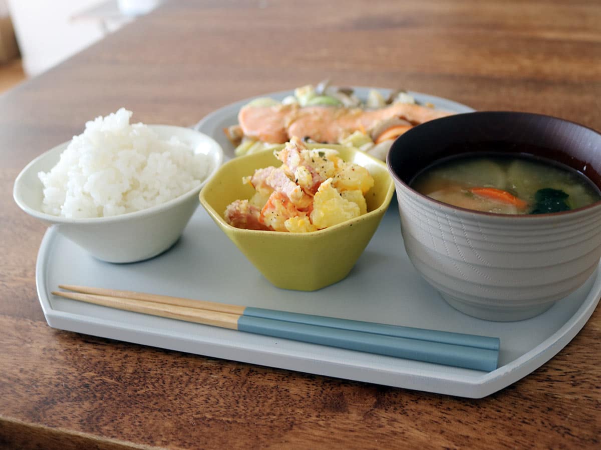 ポテサラは蒸すのが正解！？蒸し鍋で作る副菜＋主菜＋蒸しパンレシピをご紹介