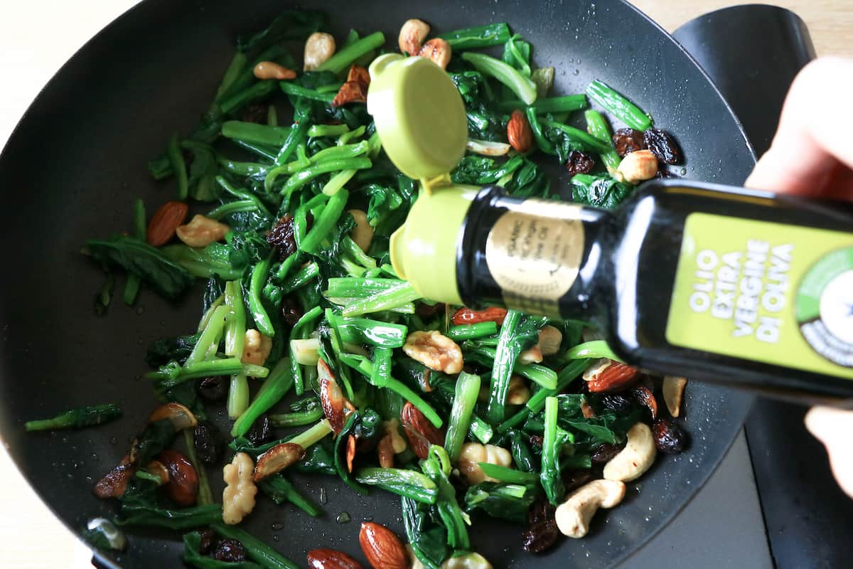 ほうれん草のカタルーニャ風