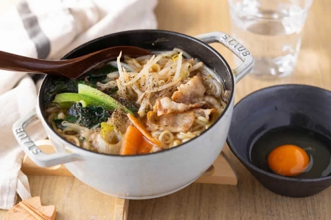 冷蔵庫にある食材でOK！寒い日にうれしい「具だくさんラーメン」