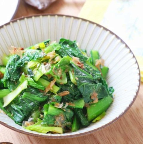 困ったときのあと一品！杉山かふんさんの「小松菜副菜」レシピ