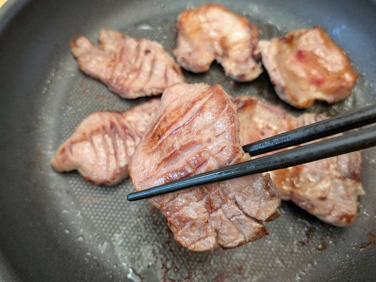 「肉のいとう」肉厚牛たん
