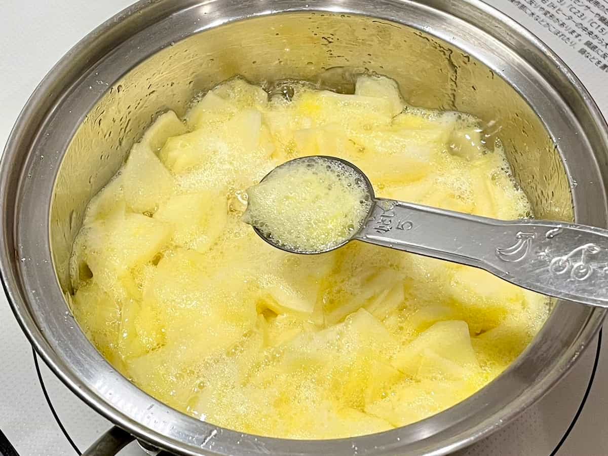 果肉感たっぷり手作りりんごジャム