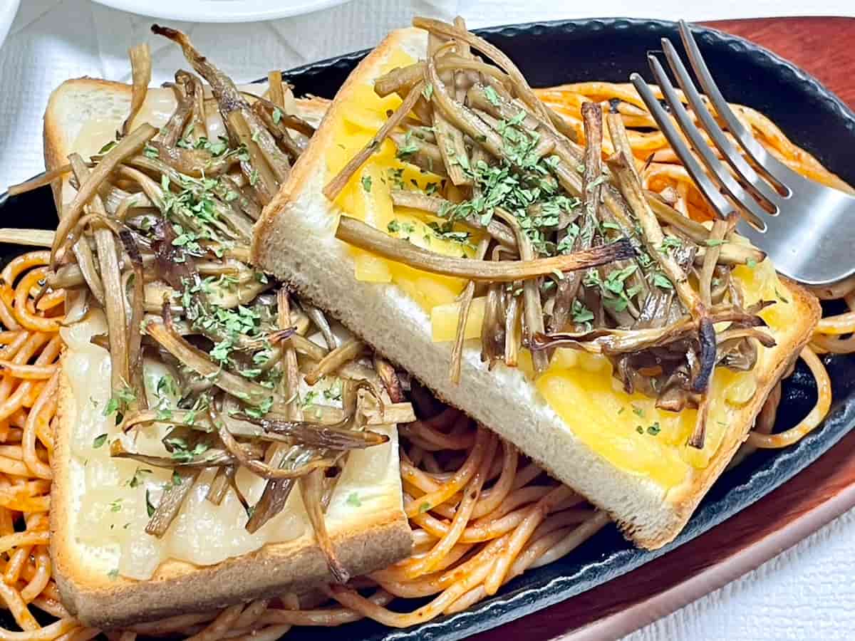 舞茸とごぼうのきんぴら