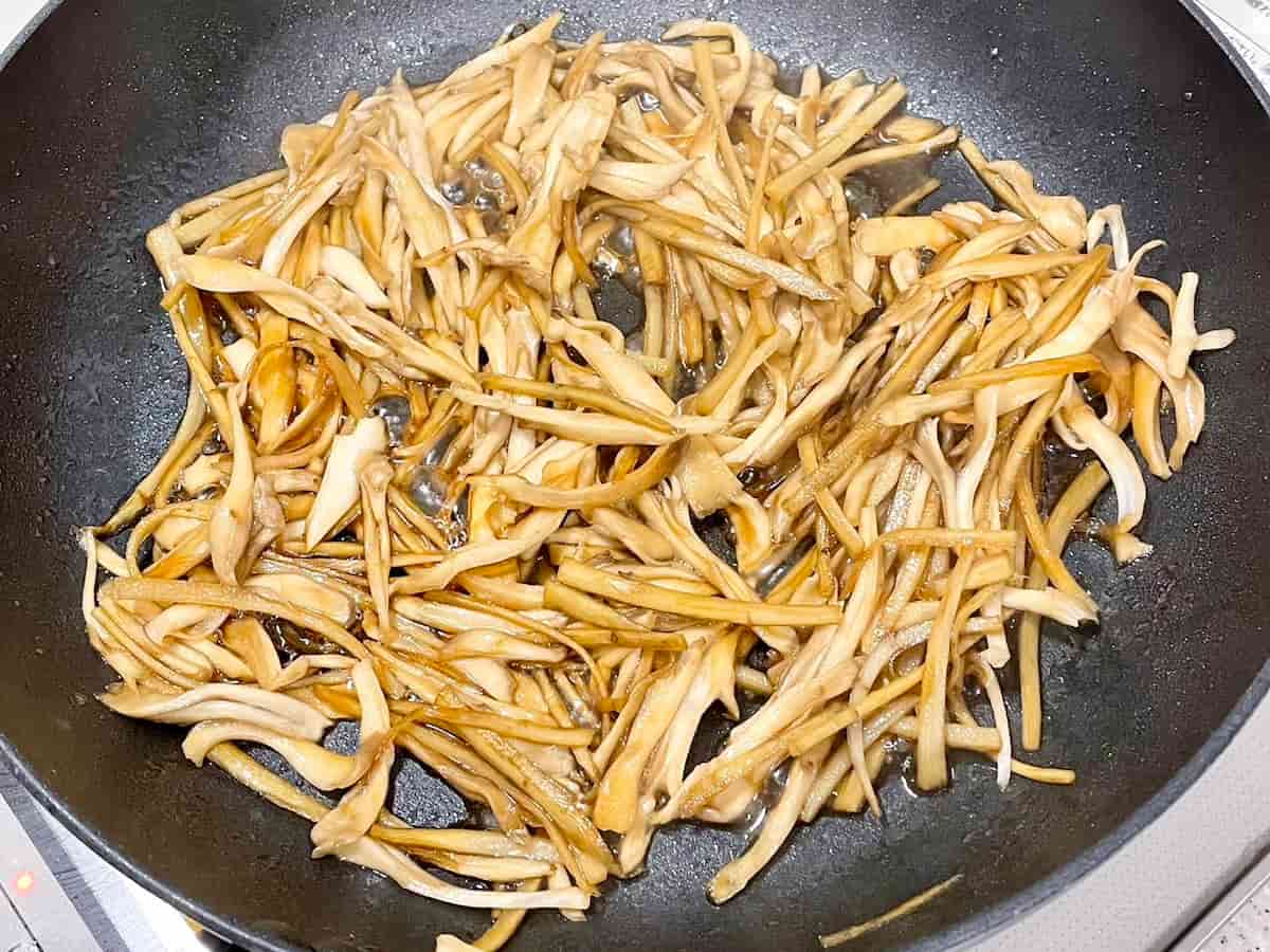 舞茸とごぼうのきんぴら