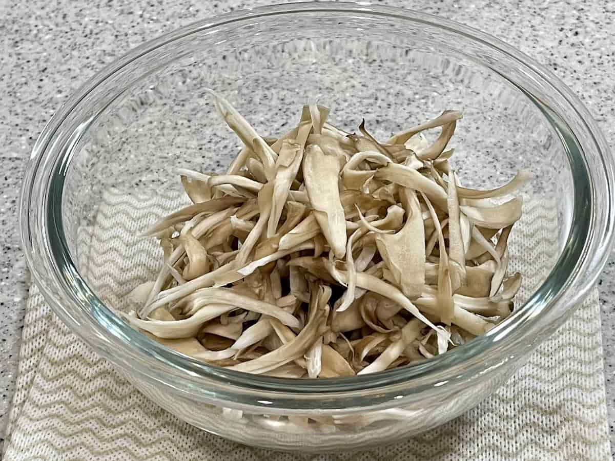 舞茸とごぼうのきんぴら