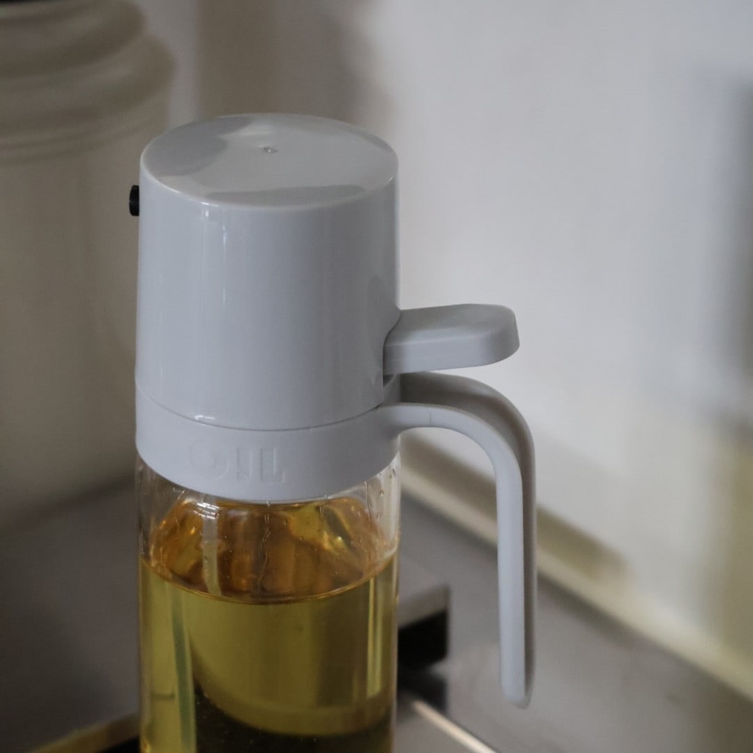 【アンジェ別注】油の量を抑える オイルスプレー オイルボトル 耐熱ガラス 250ml