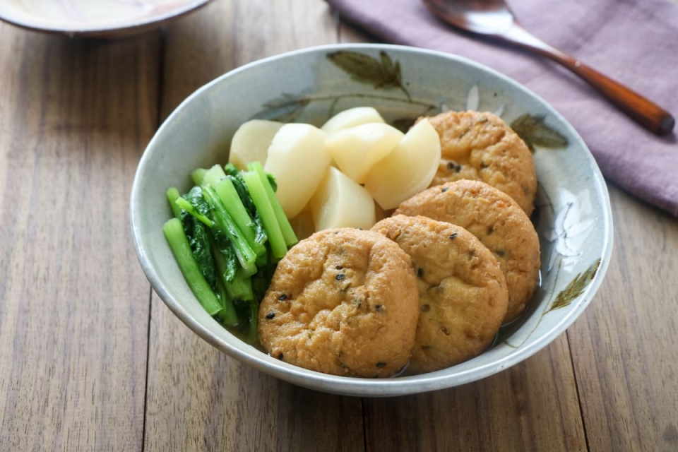 15分で味しみ抜群！「かぶとがんもどきの煮物」がほっとするおいしさ！