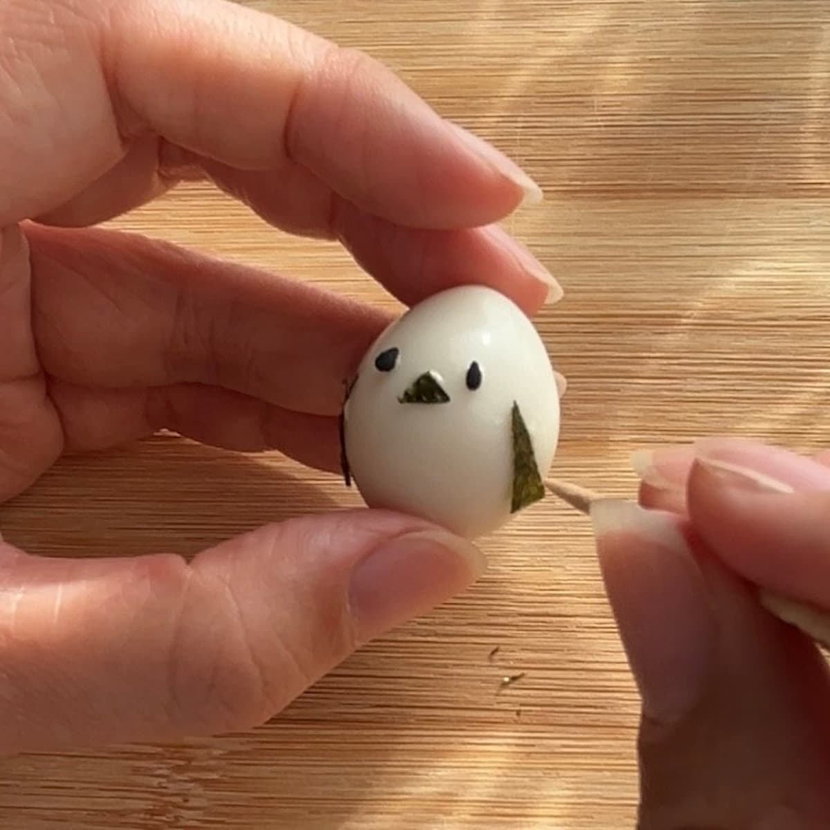 シマエナガのツナチーズロールサンド