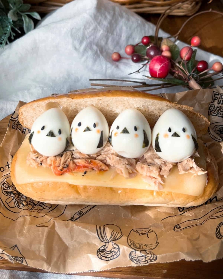 かわいすぎる…！うずらの卵で作る「シマエナガのツナチーズロールサンド」