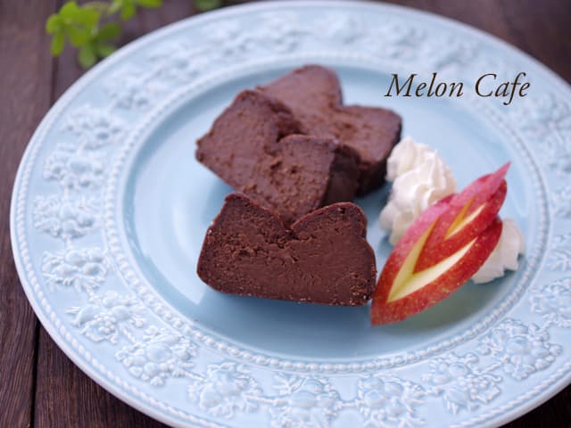 なめらかな口どけが魅力！長く愛され続けるめろんぱんママさんの「半生ガトーショコラ」