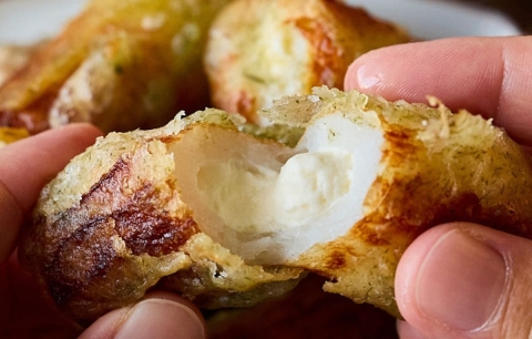 おつまみにも！無限に食べたい「ちくわ×クリームチーズ」