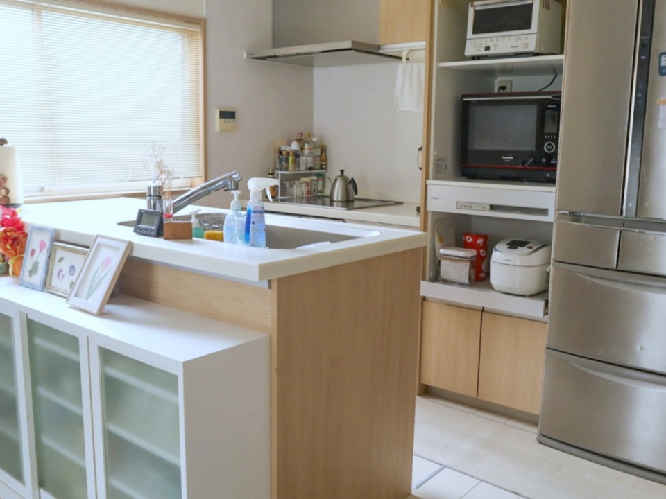 生活感を出しすぎず、隠しすぎず。管理栄養士ゆきぼむさんのキッチンの作り方