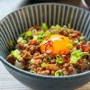何にかけてもおいしい！豆板醤と甜麺醤で作る濃厚「肉みそ」レシピ