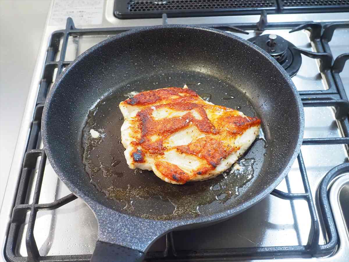 鶏むね肉で揚げない油淋鶏|フライパン一つで簡単&美味しい