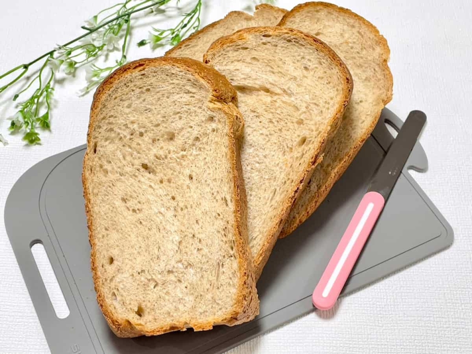 ホームベーカリーにお任せ！「全粒粉のシナモン食パン」レシピ