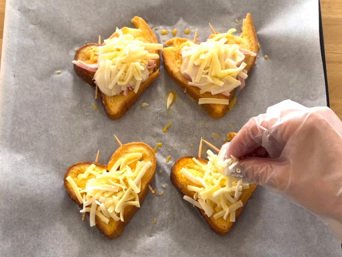 ハートのクロックムッシュ