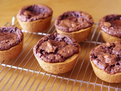 タルト×ブラウニーのハイブリッドスイーツ「タウニー」の簡単レシピ