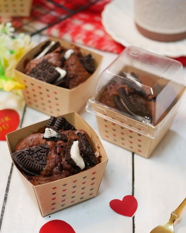 100均のカップでかわいく完成！「ふわふわオレオマフィン」