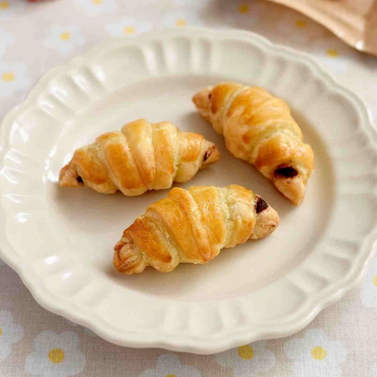 巻き方にコツあり！冷凍パイシートで作れる「ミニチョコクロワッサン」