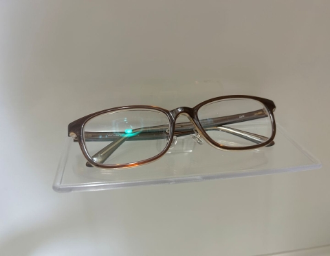 洗面台まわりで大活躍！ちょい置きに便利なセリア「小物置きトレイ」