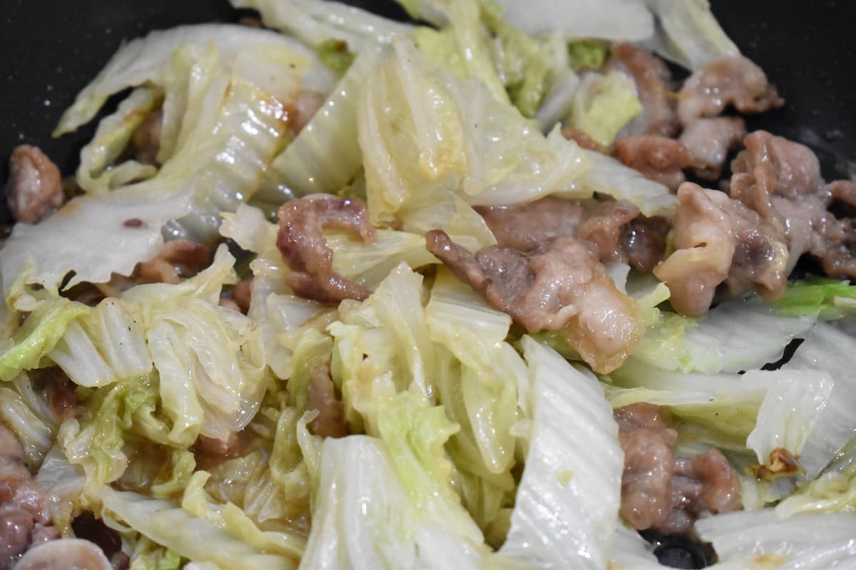 白菜と豚こまの生姜焼き