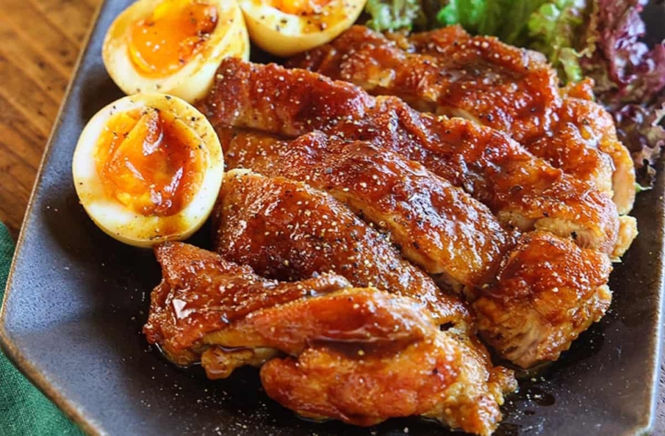 スパイス、眠ってない？「スパイシーチキン」にやみつき必至！