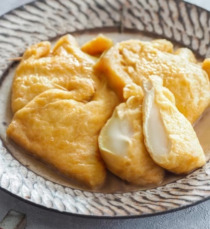 じゅわ～っと味がしみておいしい♪絶品「巾着煮」レシピ