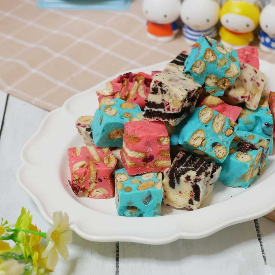 ホワイトデーのプレゼントに！3色のマシュマロで作る「ヌガービスケット」