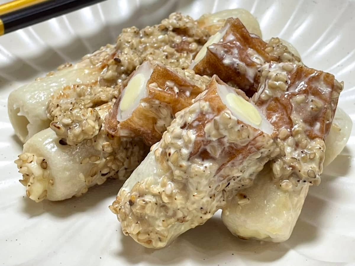 詰めて焼くだけ！「ちくわチーズのめんつゆマヨ焼き」が簡単でおいしい