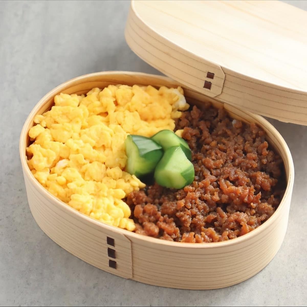 余裕がない朝に助かる！山本リコピンさんの「おかず不要弁当」